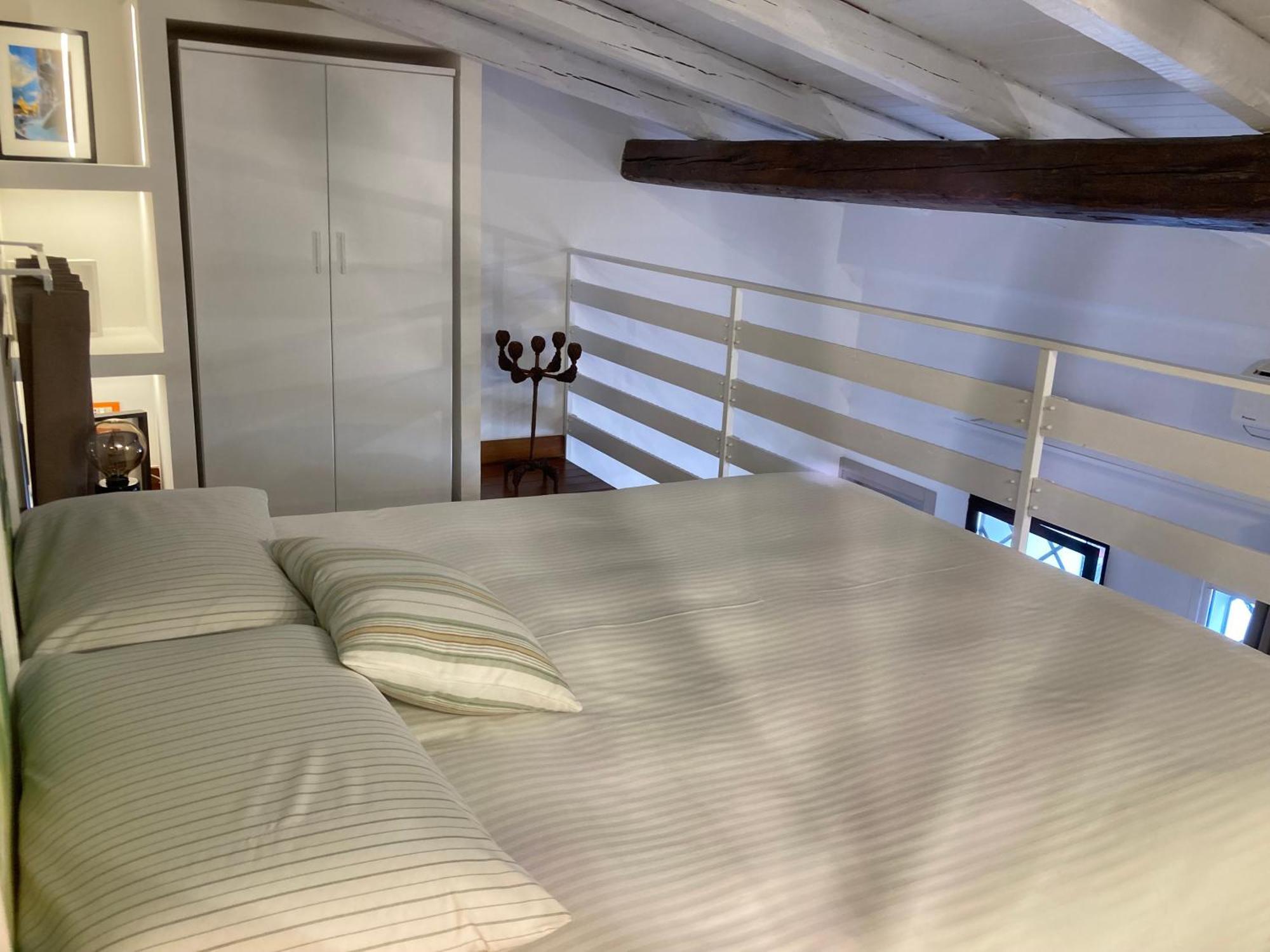 Lavica Di Mezzo Apartments Катания Экстерьер фото